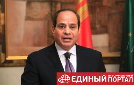 Парламент Египта поддержал продление мандата президента