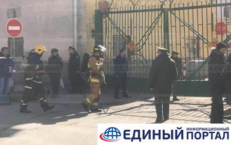 В здании Военной академии в Петербурге взорвалась мина - СМИ