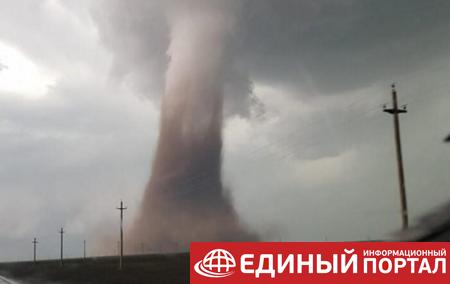 Гигантский торнадо зафиксировали в Румынии