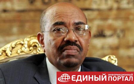 Отстраненный президент Судана признался в коррупции