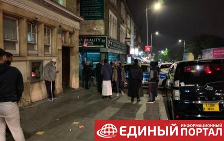 В мечети Лондона произошла стрельба