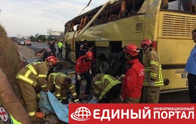 В Турции попал в ДТП автобус с туристами: более 50 пострадавших