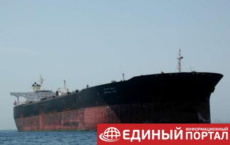 В Иране заявили, что пропавший танкер сломался