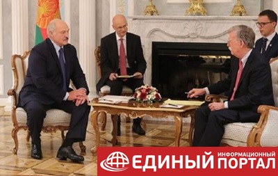 Лукашенко не против присоединения США к нормандскому формату