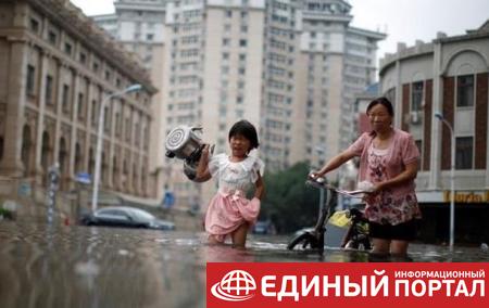Наводнение в Китае: 9 погибших, спасатели продолжают поиски