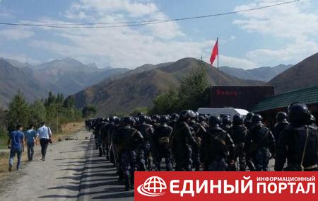 Спецназ задержал экс-президента Киргизии