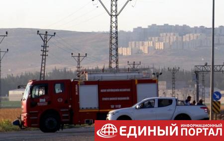 В Турции начались взрывы на складе боеприпасов