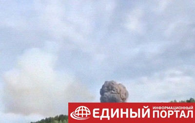 В РФ горят и взрываются военные склады