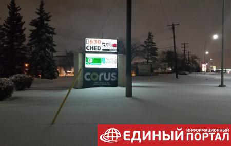 Почти 180 ДТП произошло в канадском городе из-за снегопада