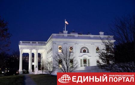 СМИ узнали, когда Белый дом заморозил помощь Киеву