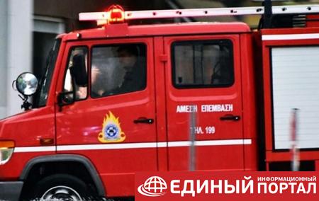 В Афинах взорвали авто директора тюремной больницы