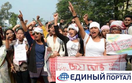 В Индии студенческие протесты охватили более 35 вузов