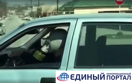 В Чечне водитель извинился за езду в противогазе