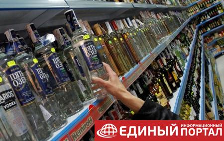 В РФ из-за коронавируса начали ограничивать продажи алкоголя
