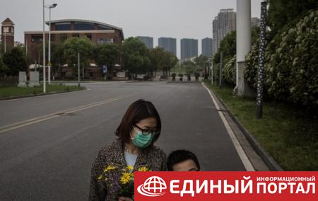Пекин снял запрет на въезд жителям Уханя