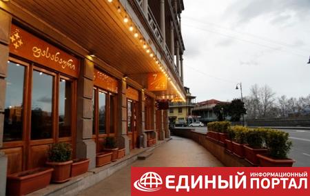 В Грузии восстанавливают работу рестораны и ТРЦ