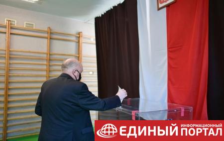 В Польше на избирательном участке умер человек