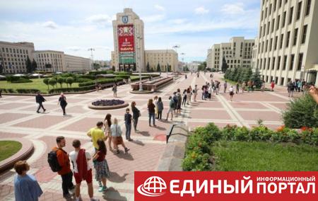 Белорусы массово жалуются на отказ ЦИК регистрировать оппозиционеров