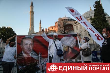 Имперские замашки. Эрдоган сделал мечеть из музея