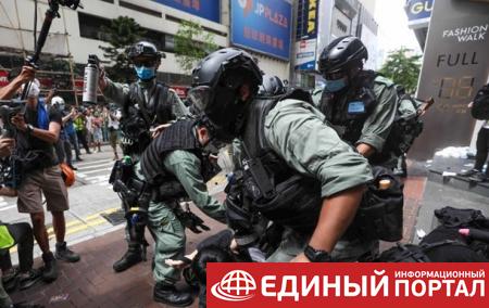 Полиции Гонконга разрешили проводить обыски и конфискации без ордера