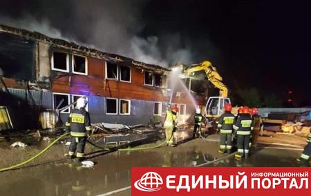 Поляки подожгли хостел с украинцами
