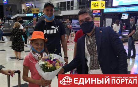 В Турцию прилетели первые украинские туристы
