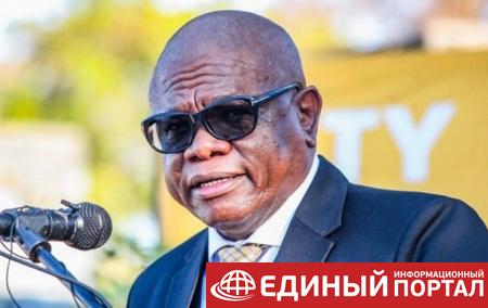 Глава Йоханнесбурга умер от COVID-19