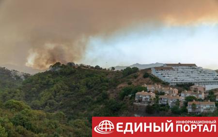 На испанском курорте масштабный лесной пожар, есть жертва
