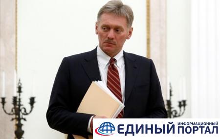 Песков назвал высокой "вероятность военных действий" в Украине