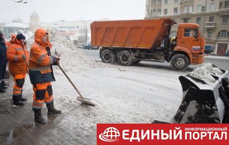 В Москве коммунальщики устроили массовую драку из-за уборки снега