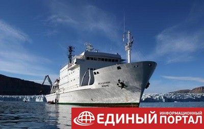 В Дании снят арест с российского судна Академик Иоффе