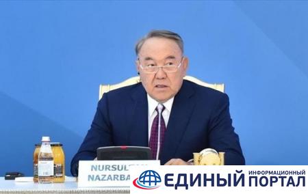 Сенат Казахстана одобрил отмену полномочий Назарбаева в Совбезе
