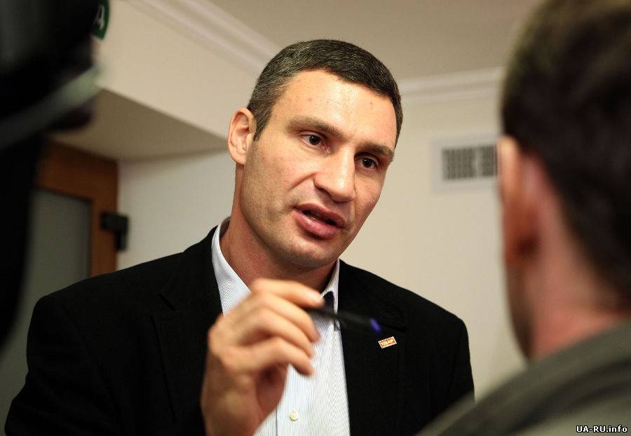 В.Кличко пригласил В.Януковича на публичные дебаты на Майдан