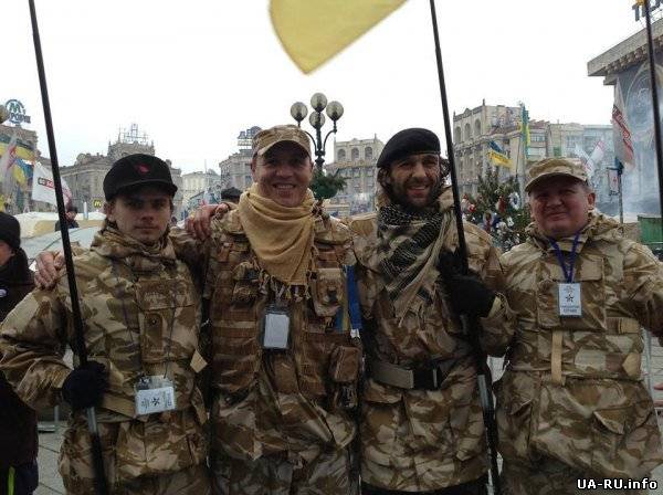 На Европейской площади Киева назревает драка(фото)