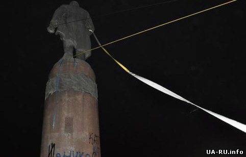 Днепропетровский горсовет переименовал площадь Ленина в Героев Майдана