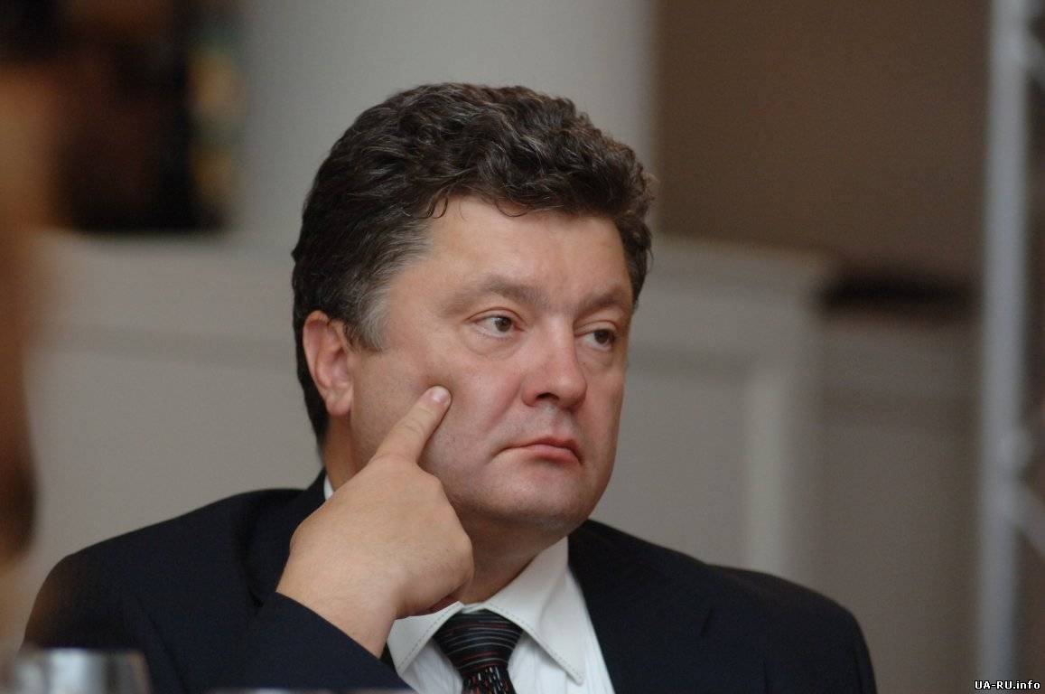 П.Порошенко пообещал сделать все, чтобы В.Кличко не сняли с выборов в 2015-м году