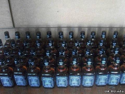 В ході проведення операції «Акциз-2014» оперативниками столичного управління Міндоходів вилучено чергову партію фальсифікованого алкоголю ва