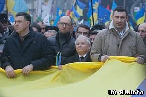 Оппозиция проведет в Киеве шествие в День Соборности