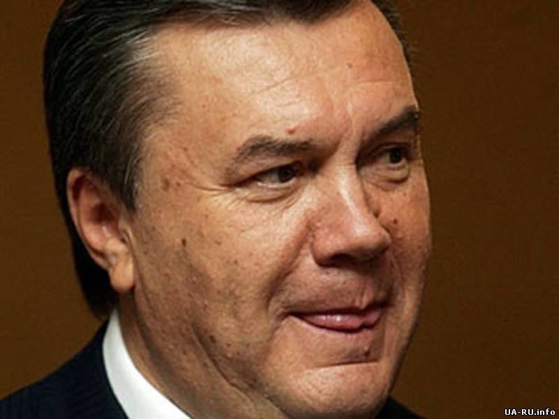 В.Янукович заговорил о референдуме об ограничении неприкосновенности и снятия льгот депутатов