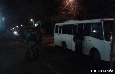 По Одесской трассе в Киев пытались въехать 14 автобусов с "Беркутом"
