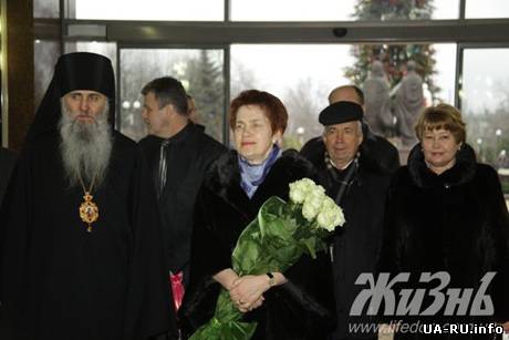 Людмила Янукович сходила на "митрополитскую ёлку"