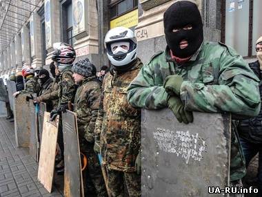 "Свобода" и самооборона Майдана будут ждать освобождения активистов под КГГА всю ночь