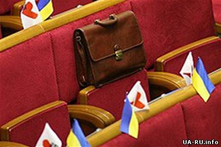 Нардепы хотят включить в договор с властью освобождение Тимошенко, в "Батькивщине" бунт