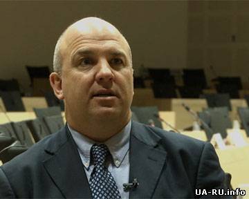 Комиссар СЕ призвал украинскую милицию прератить использовать "титушек"