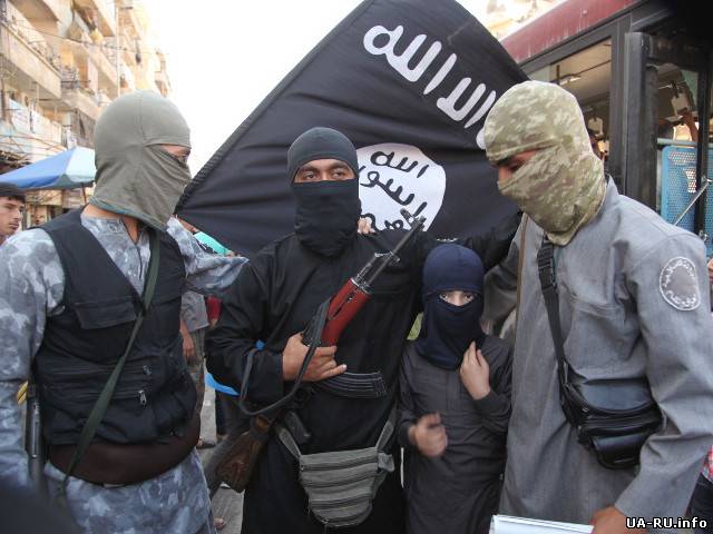 Группа, связанная с «Аль-Каидой», заявила об ответственности за взрыв в Бейруте