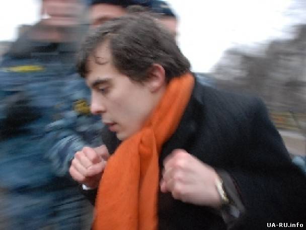 Двух сторонников Евромайдана задержали в Москве
