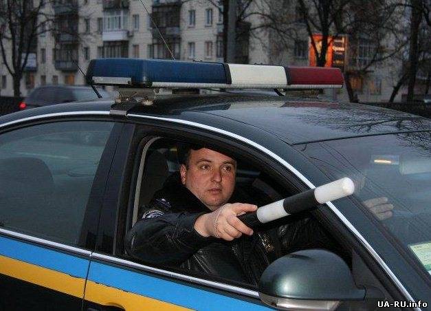 На въездах в Киев поставят спецотряды ГАИ