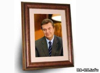 В СБУ уничтожают портреты Януковича