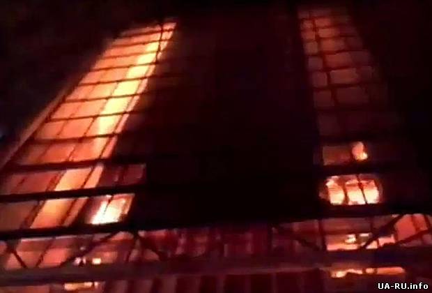 В ночь на 19 февраля в Киеве в Доме профсоюзов заживо сгорели 40-50 человек