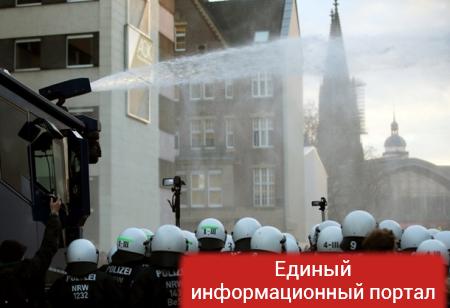 Протесты в Кельне: полиция применила водометы